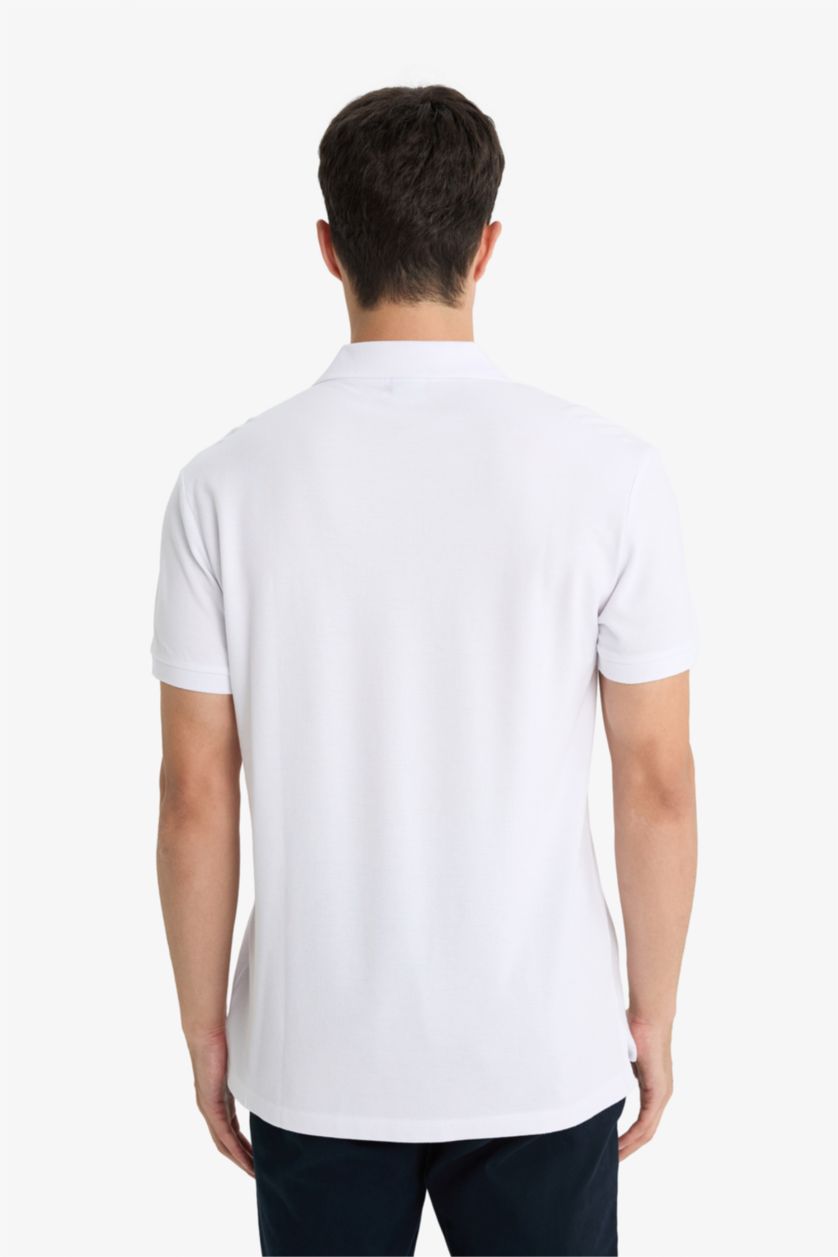 رجال اوف وايت تيشيرت بولو مخطط قصة عادية