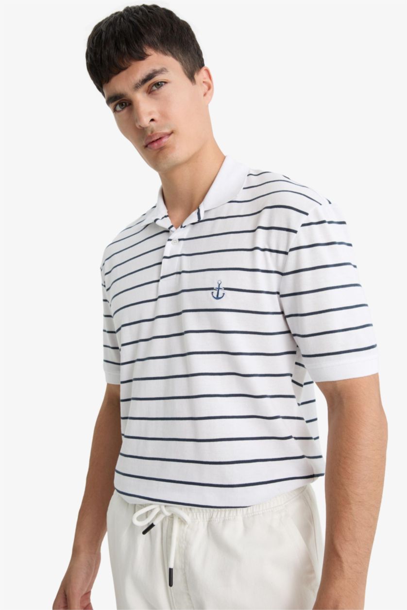 Erkek Beyaz %100 Pamuk Regular Fit Polo Yaka Kısa Kollu Çizgili Tişört