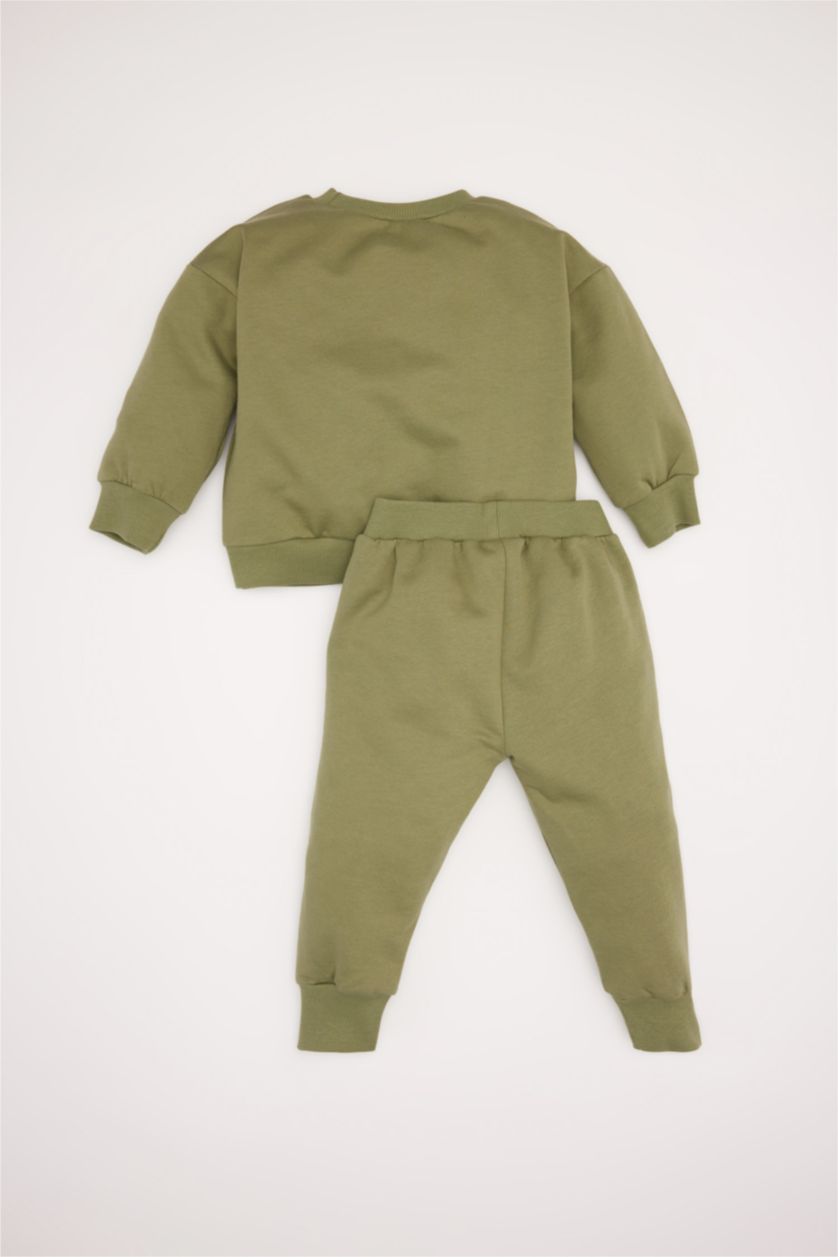 مولود ذكر كاكي طقم سويت شيرت مطبوع برقبة مستديرة و سروال رياضي للبيبي ولد