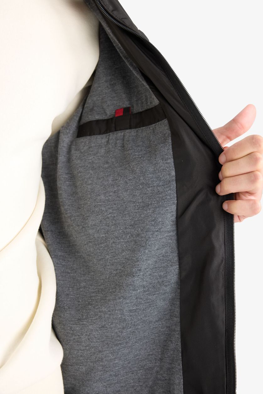 Erkek Siyah Su İtici Kapüşonlu Mont