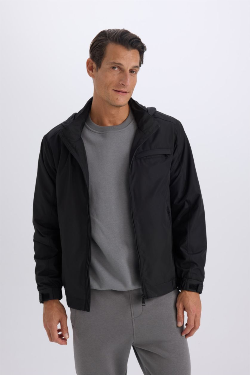 MAN Black Water Repellent Zipper Puffer Jacket