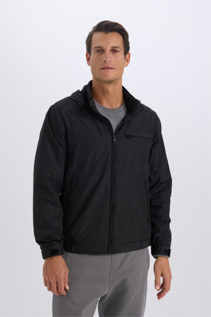 MAN Black Water Repellent Zipper Puffer Jacket