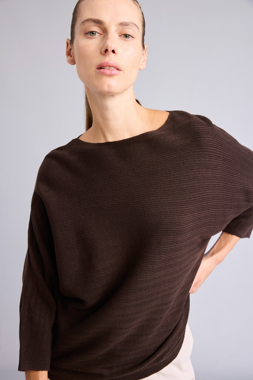 نساء بني Boat Neck Pullover