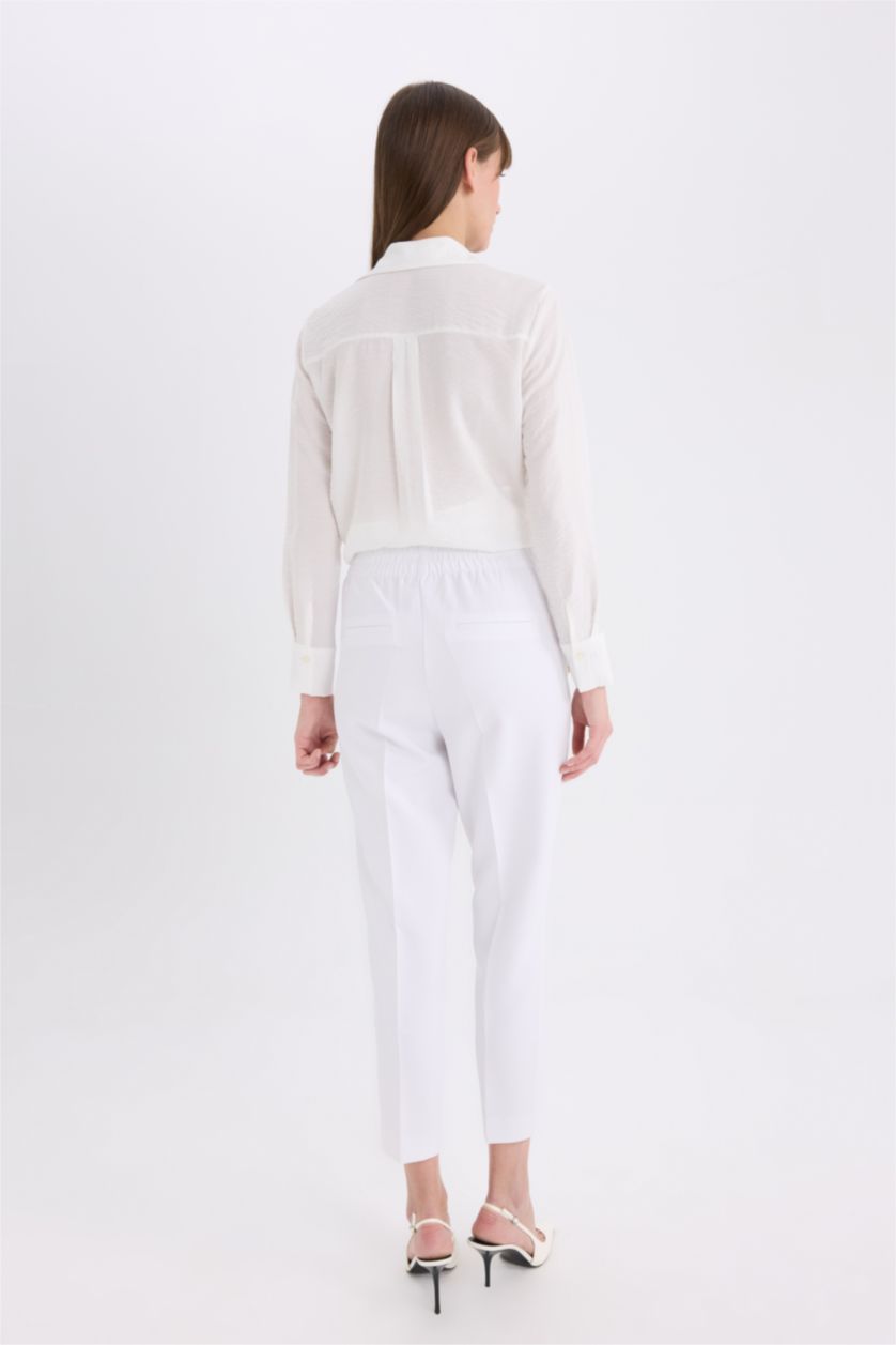 نساء اوف وايت بنطرون كاروت فيت برجل عادي بجيب وخصر عالي