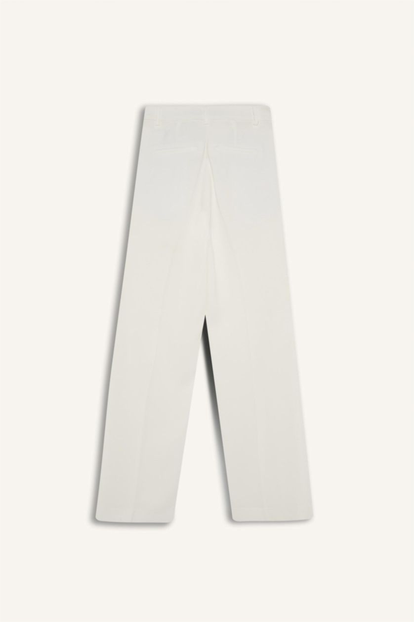 Woman White Wide Leg Regular Hem Double Pocket Crepe Trousers