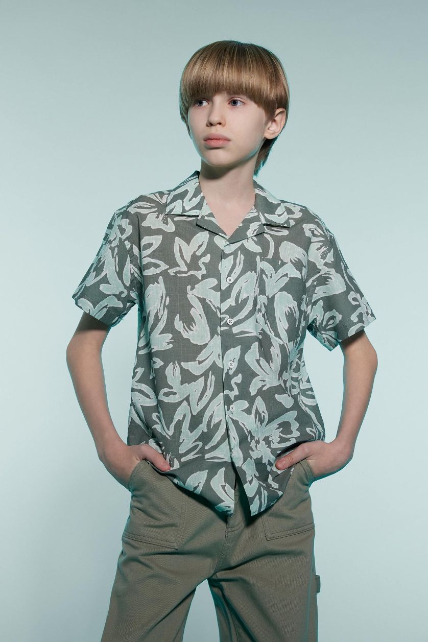 Erkek Çocuk - Genç Erkek Açık Haki Oversize Geniş Kalıp Polo Yaka Desenli Kısa Kollu Gömlek Erkek Çocuk