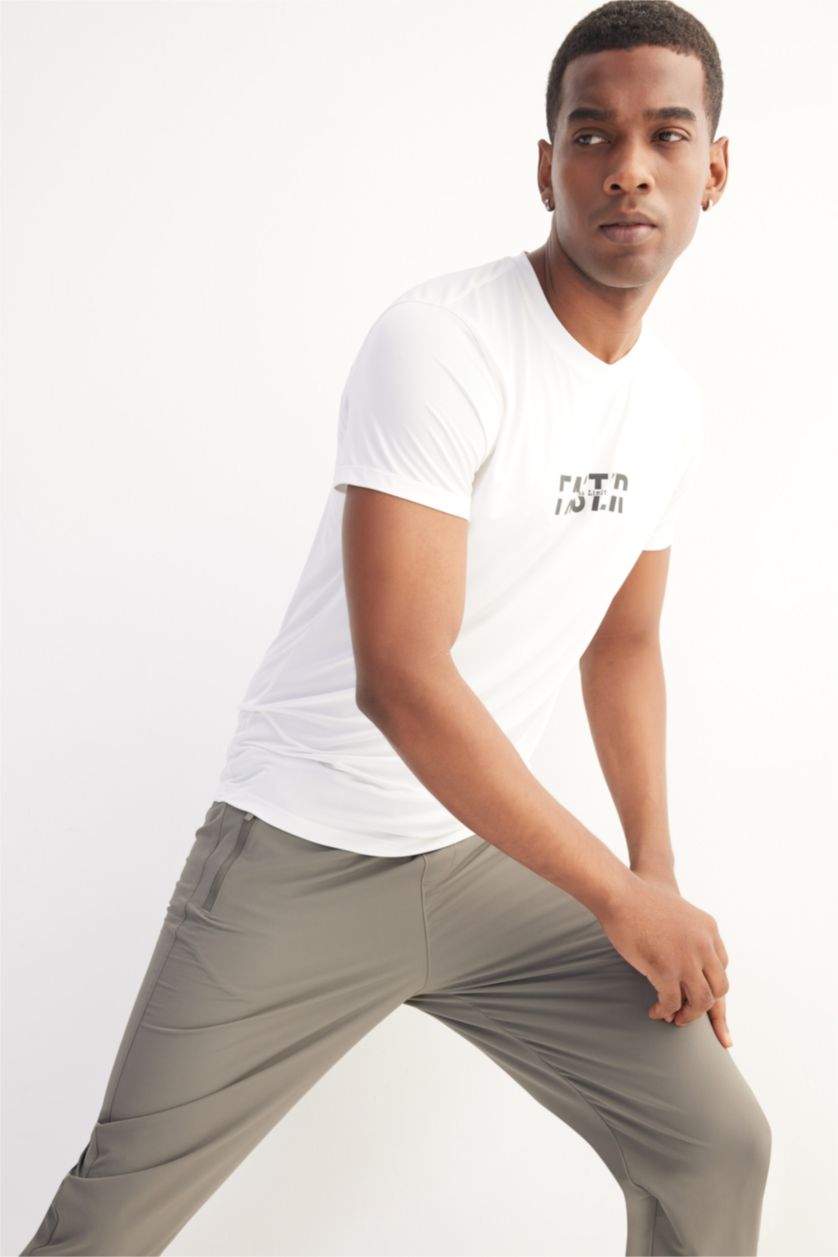 Man White DeFactoFit Slim Fit Crew Neck Printed Sports T-Shirt