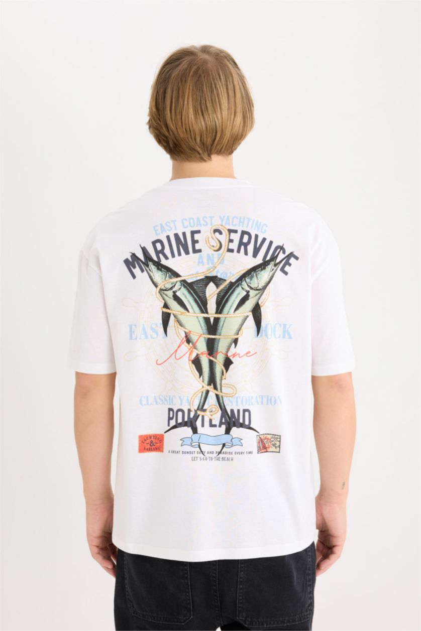 Erkek Beyaz %100 Pamuk Oversize Geniş Kalıp Bisiklet Yaka Sırt Baskılı Kısa Kollu Tişört