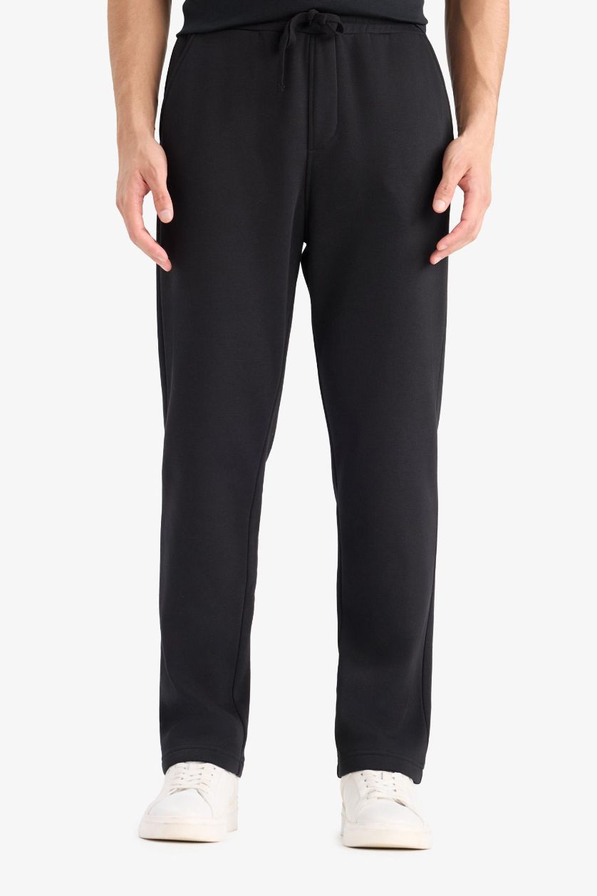 Man Black Regular Fit Drawstring Waistband Pocketed Thick Sweatpants