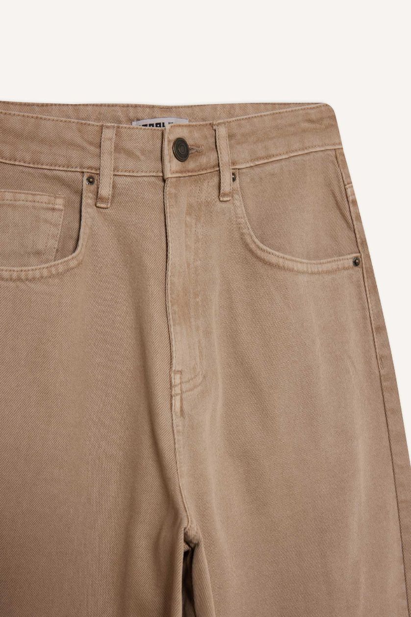 حريمي بيج بنطلون جبردين باجي فيت بخصر عالي