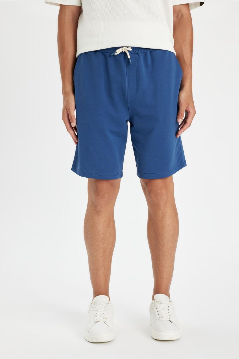 Erkek Koyu Mavi Regular Fit Cepli Basic Düz Bermuda Şort