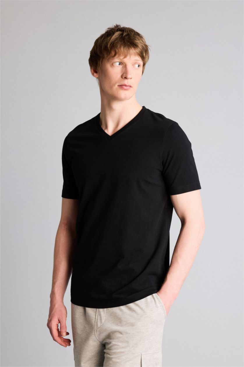 Man Black New Regular Fit V-Neck Short Sleeve T-Shirt