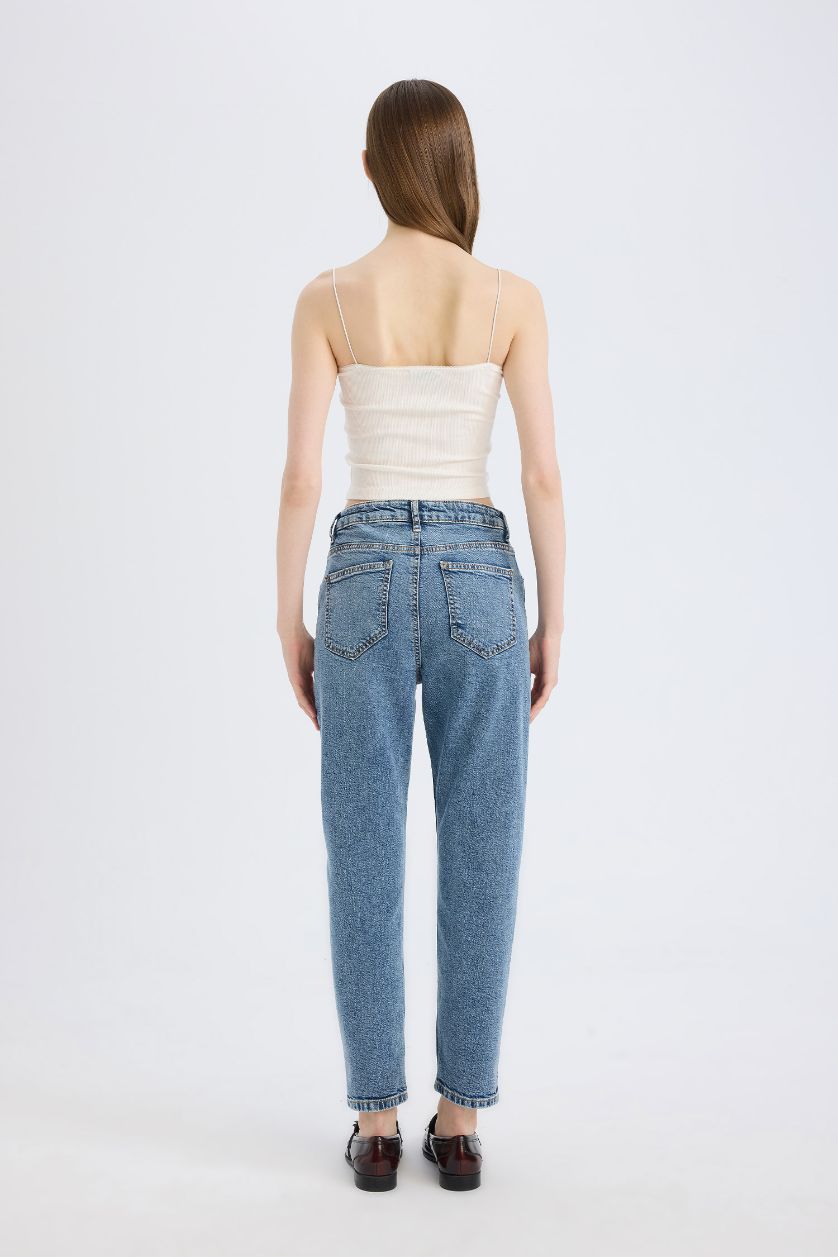 نساء أزرق بنطلون جينز ميا كومفرت فيت برجل عادي وخصر عادي