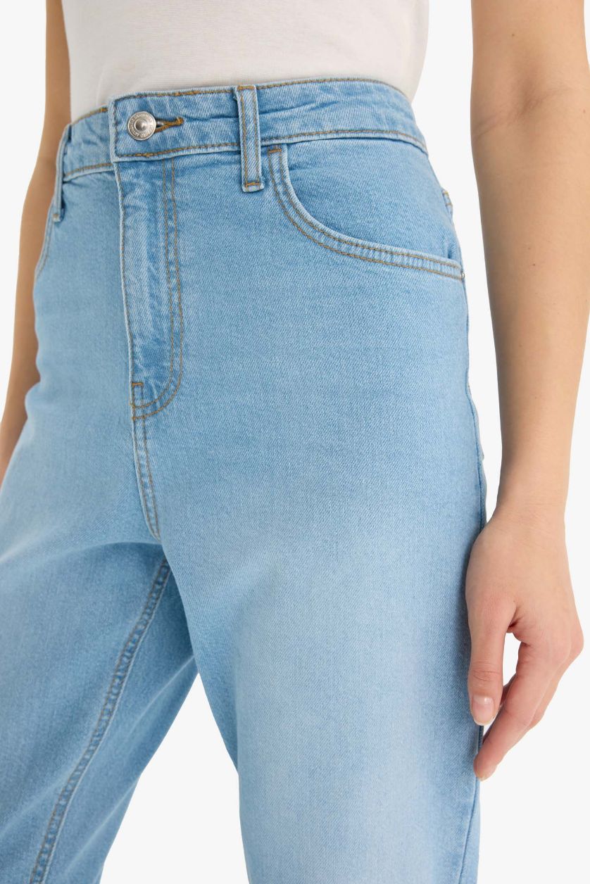 WOMAN Light Blue Lina Comfort Mom Fit Normal Waist Straight Leg Jeans