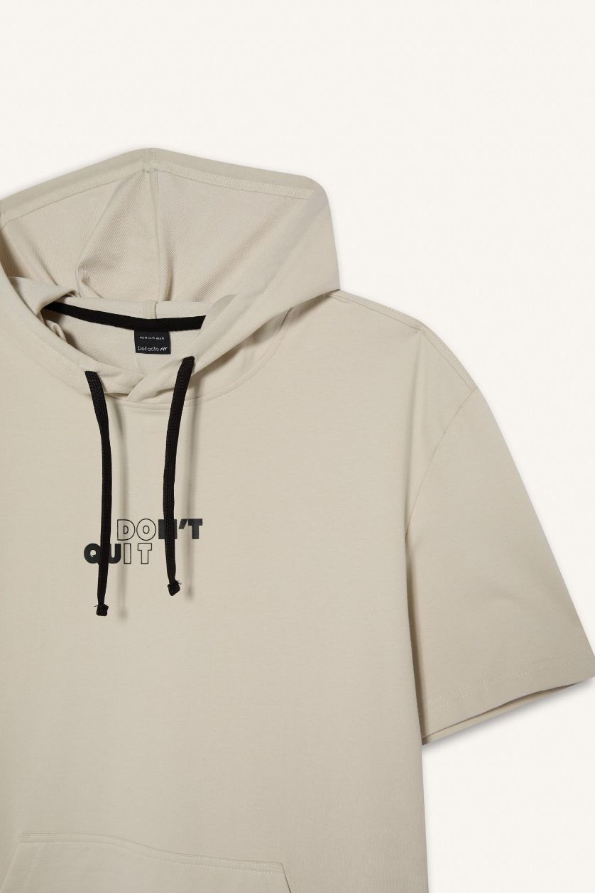 رجال اللون الحجري تي شيرت مطبوع قصة عادية بغطاء للرأس