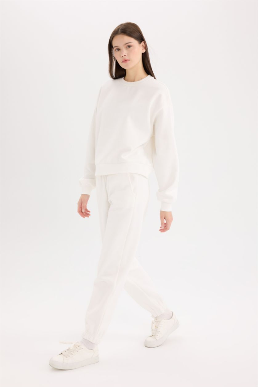 Kadın Kırık Beyaz Regular Fit 2'li Takım Sweatshirt Beli Lastikli Jogger Eşofman Altı