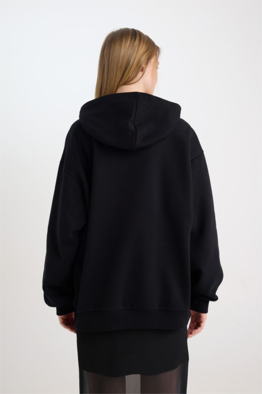 Kadın Siyah Oversize Geniş Kalıp Yıldızlı Kalın Siyah Sweatshirt