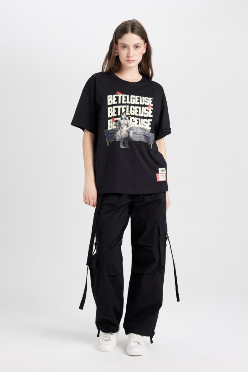 Kadın Siyah Beetlejuice Oversize Geniş Kalıp Bisiklet Yaka Kısa Kollu Tişört