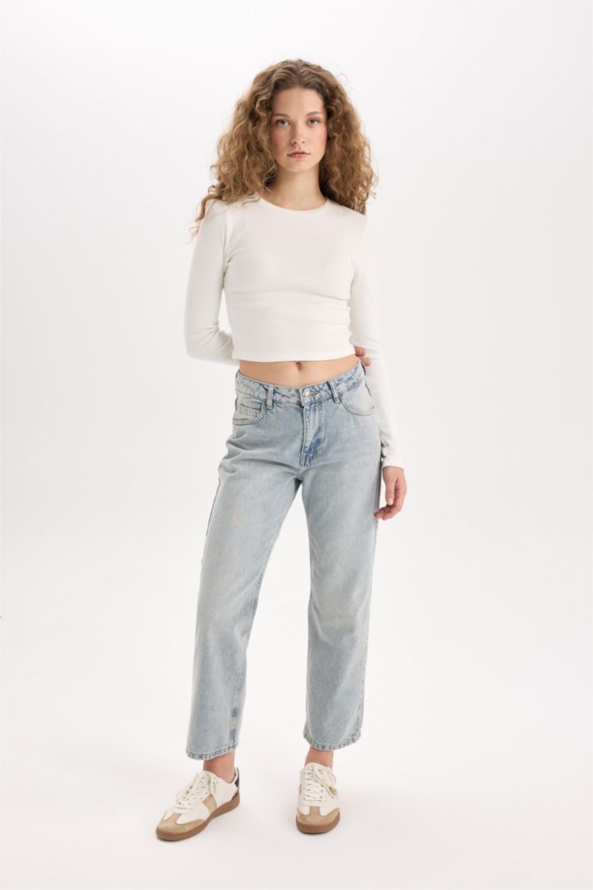 WOMAN Blue Straight Fit High Waist Ankle Length Washed Jeans