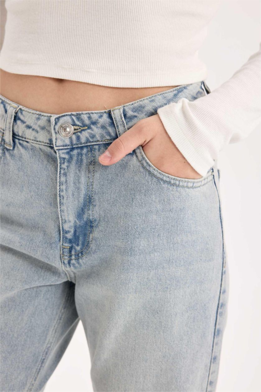 WOMAN Blue Straight Fit High Waist Ankle Length Washed Jeans