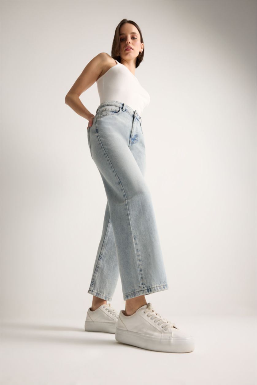 WOMAN Blue Straight Fit High Waist Ankle Length Washed Jeans