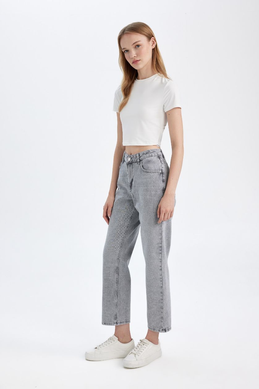 WOMAN Grey Straight Fit High Waist Ankle Length Washed Jeans