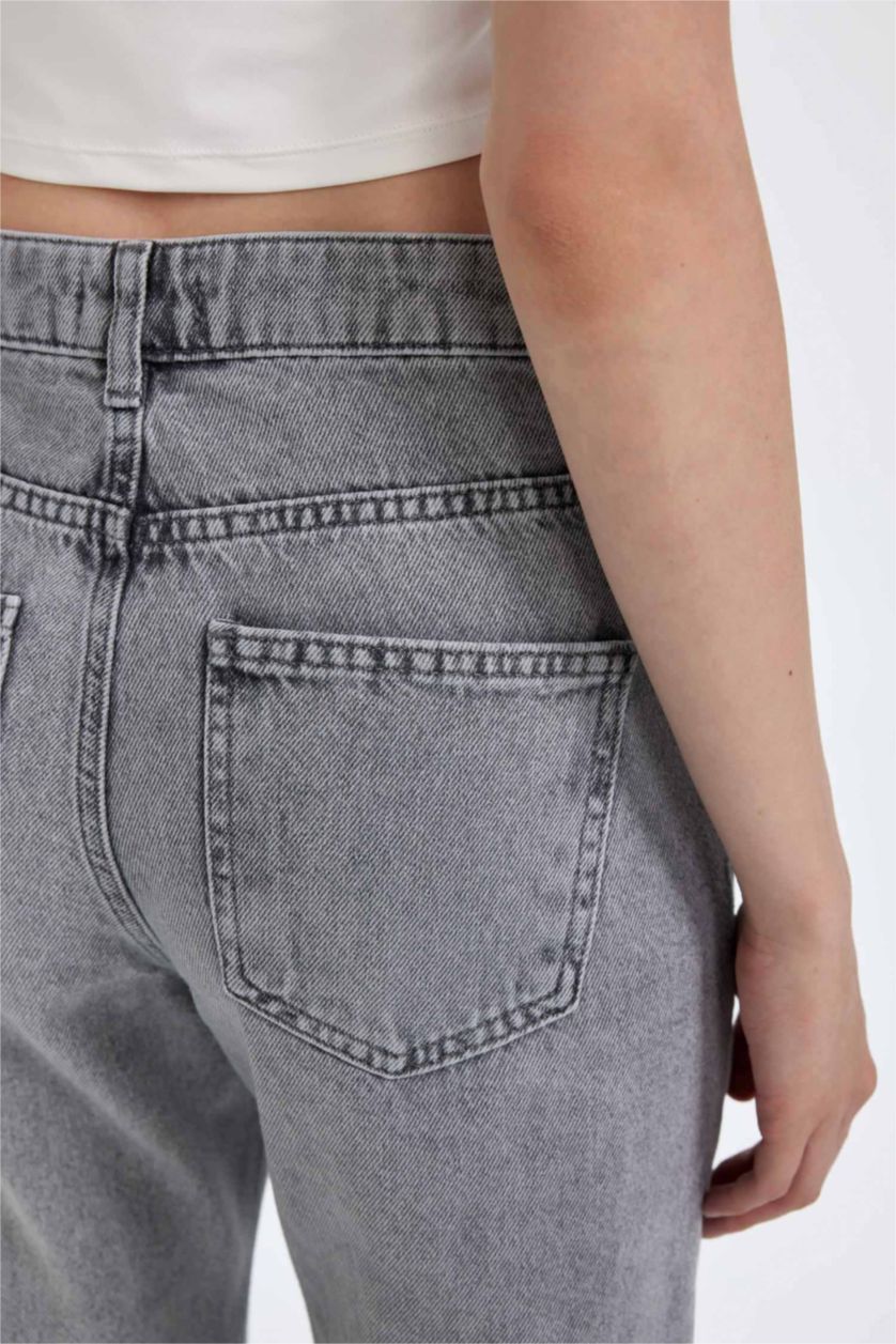 WOMAN Grey Straight Fit High Waist Ankle Length Washed Jeans