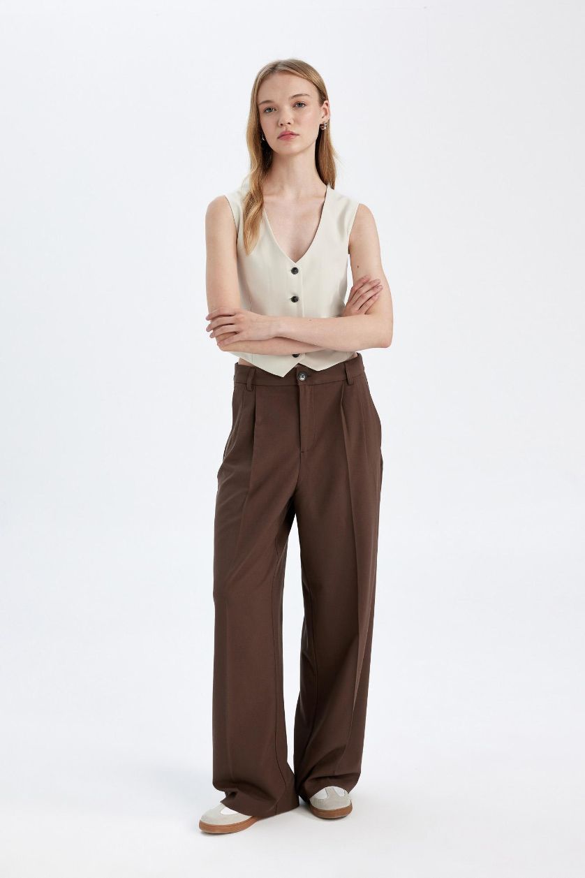 Kadın Kahve Klasik Kumaş Pantolon Wide Leg Geniş Bol Paça Fleto Cepli Yüksek Bel Standart Boy Basic Düz