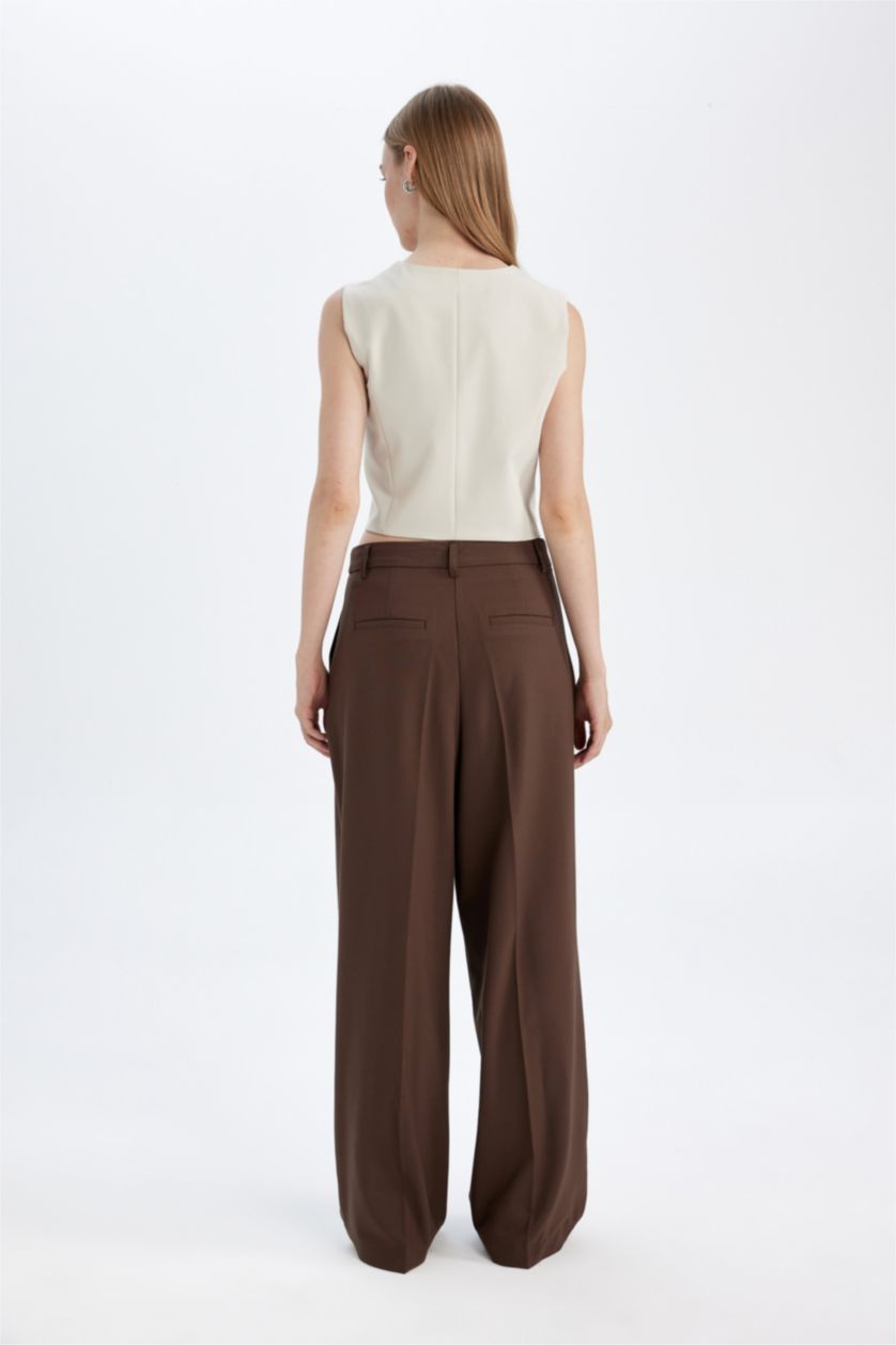 Kadın Kahve Klasik Kumaş Pantolon Wide Leg Geniş Bol Paça Fleto Cepli Yüksek Bel Standart Boy Basic Düz