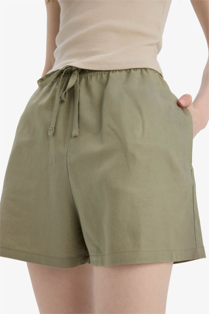 FEMME Kaki Clair Short court taille normale en lin mélangé