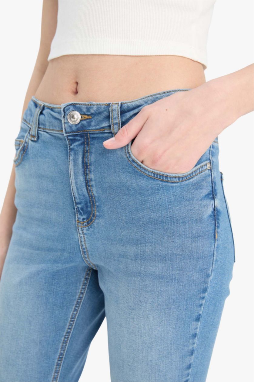 Kadın Açık İndigo Skinny Fit Yüksek Bel Düz Paça Uzun Jean Taş Yıkama Pantolon