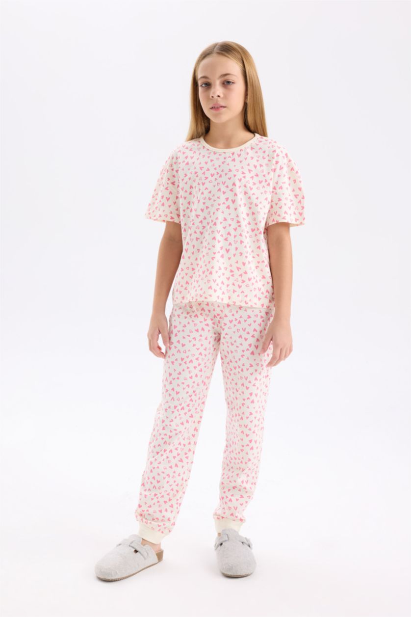 Kız Çocuk - Genç Kız Ekru Pijama Takımı Kalp Desenli Kısa Kollu Üst Uzun Alt Kız Çocuk