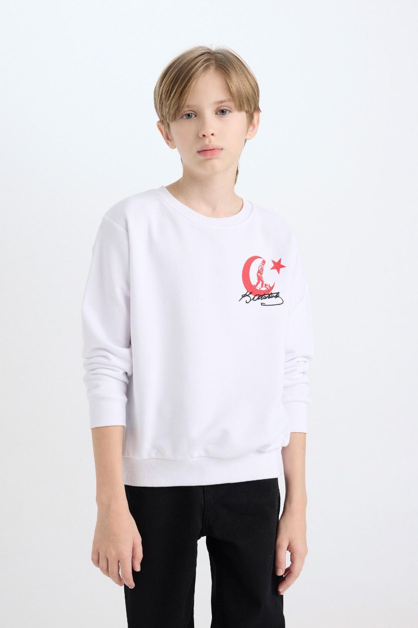 Erkek Çocuk - Genç Erkek Beyaz Beyaz Bisiklet Yaka Atatürk Baskılı Nakışlı Sweatshirt Erkek Çocuk