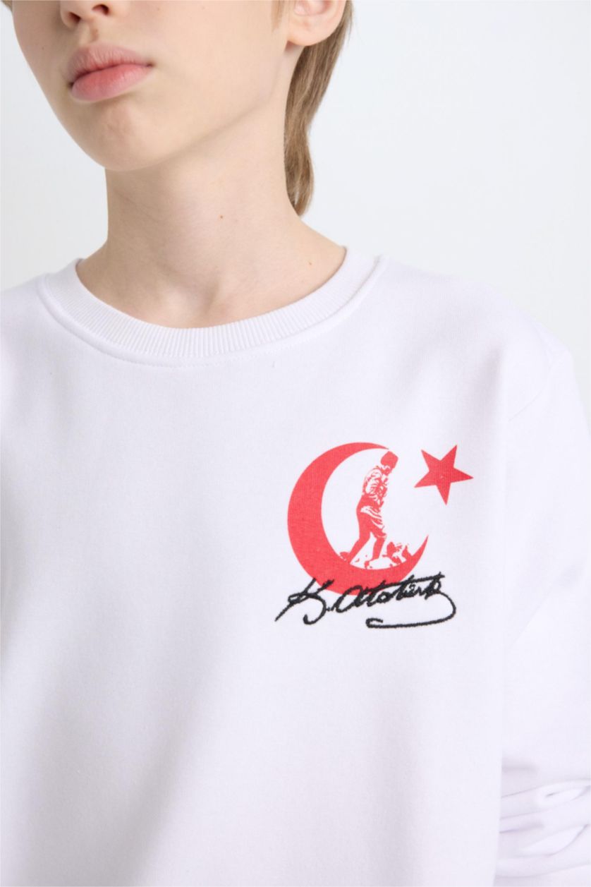 Erkek Çocuk - Genç Erkek Beyaz Beyaz Bisiklet Yaka Atatürk Baskılı Nakışlı Sweatshirt Erkek Çocuk