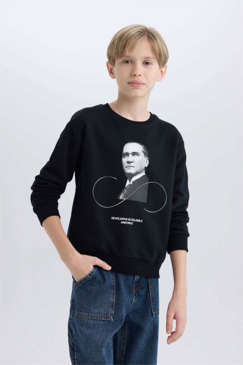 Erkek Çocuk - Genç Erkek Siyah Bisiklet Yaka Atatürk Baskılı Sweatshirt Erkek Çocuk