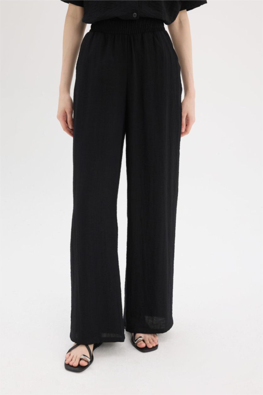 WOMAN Black Wide Leg Normal Waist Standard Length Trousers
