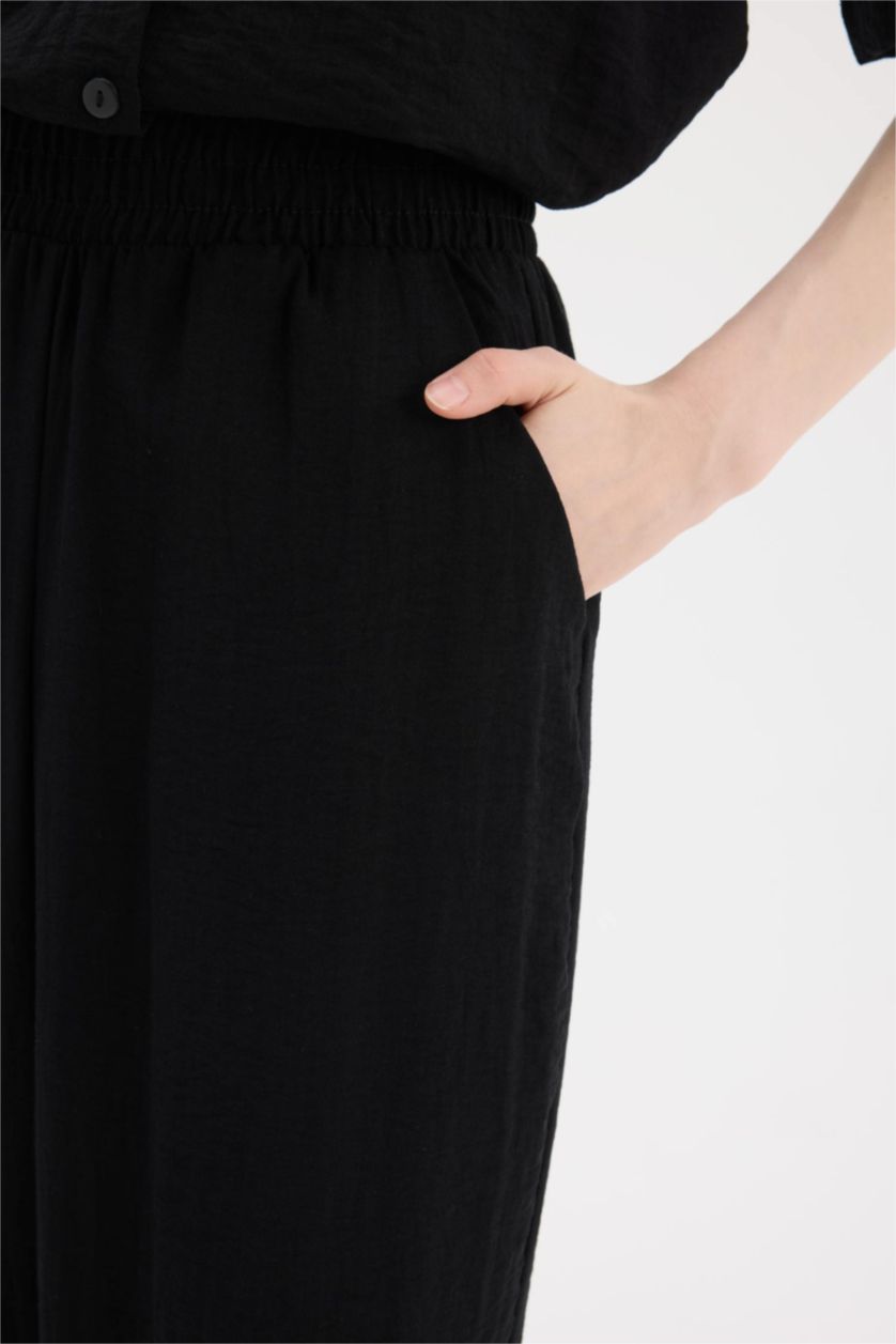 WOMAN Black Wide Leg Normal Waist Standard Length Trousers