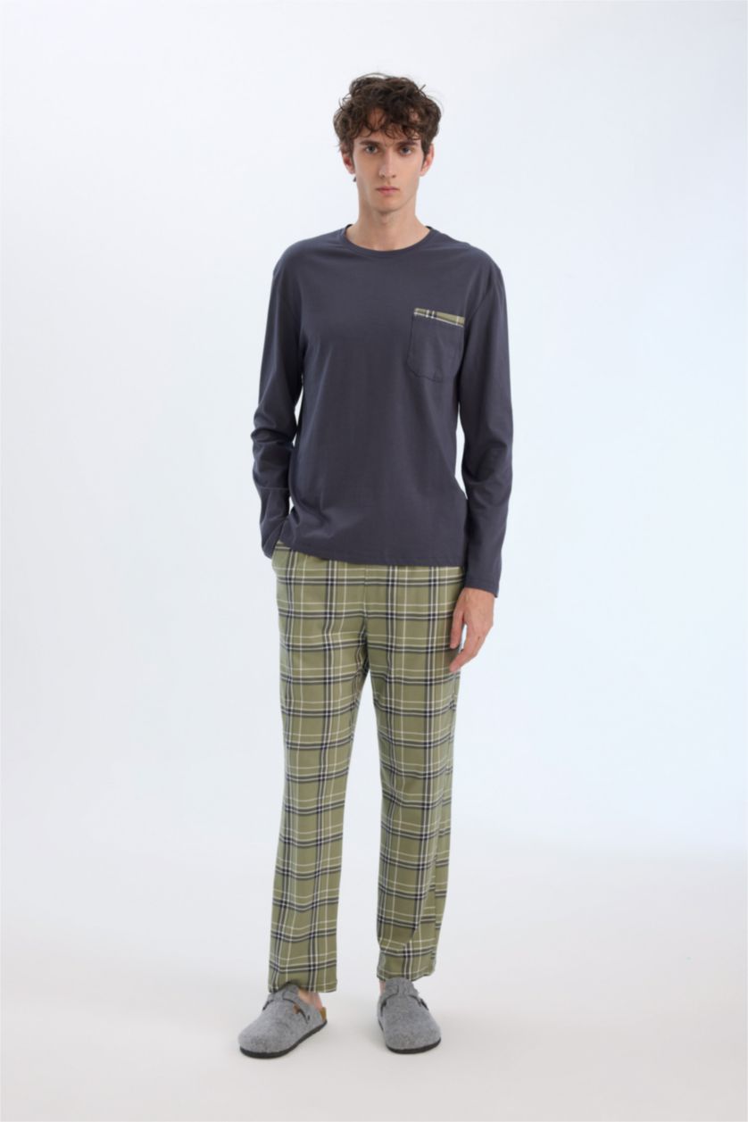 MAN Anthracite Regular Fit Printed Top Bottom 2 Piece Pajama Set