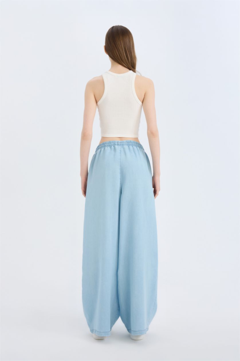 Kadın Açık İndigo Yüksek Bel Düz Paça Tencel Yıkamalı Pantolon