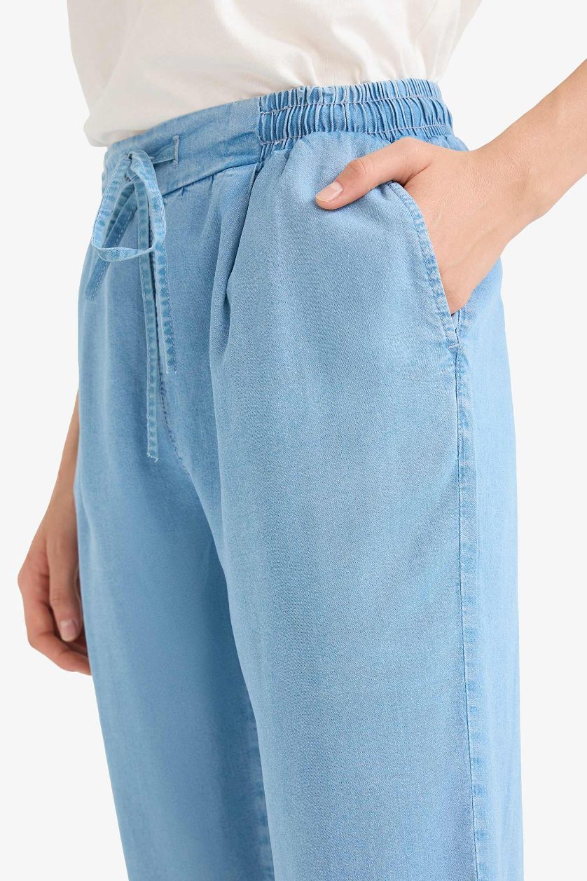WOMAN Blue Carrot Fit High Waist Ankle Length Jeans