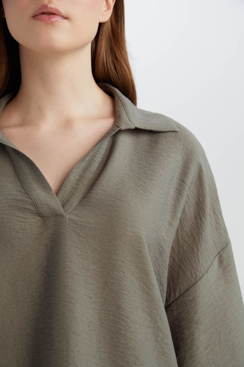 Woman Khaki Regular Fit Crew Neck Long Sleeve Blouse