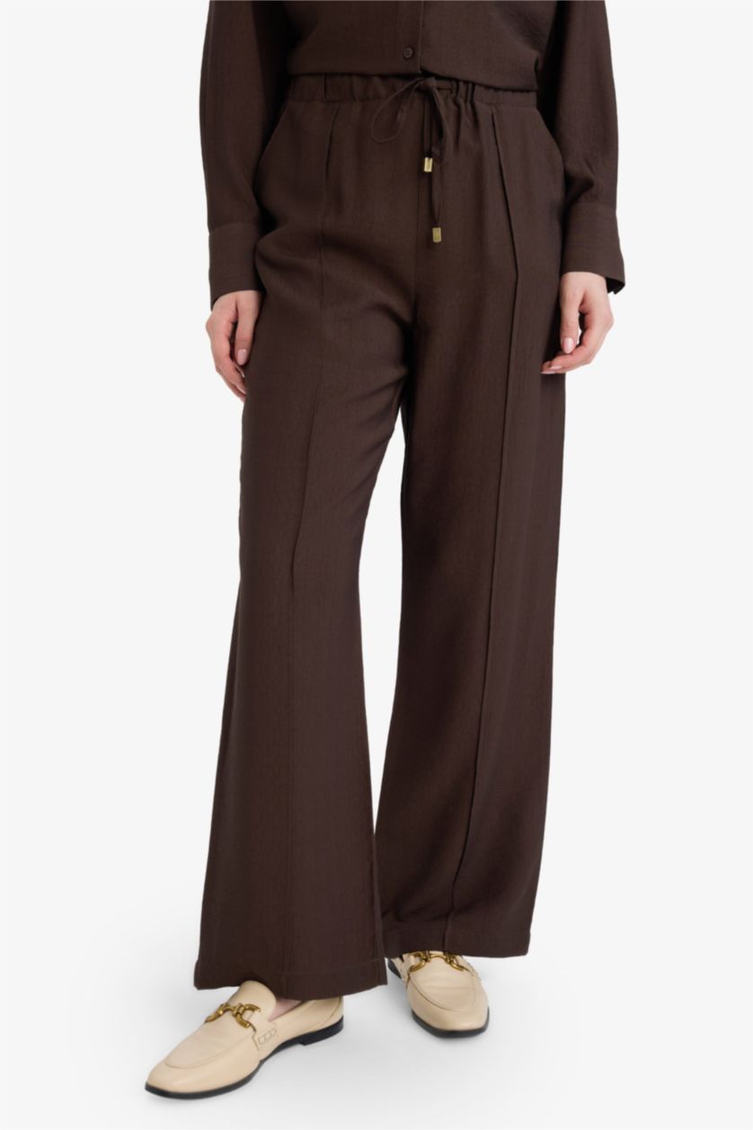 نساء بني بنطرون قصة مستقيمة برجل عادي