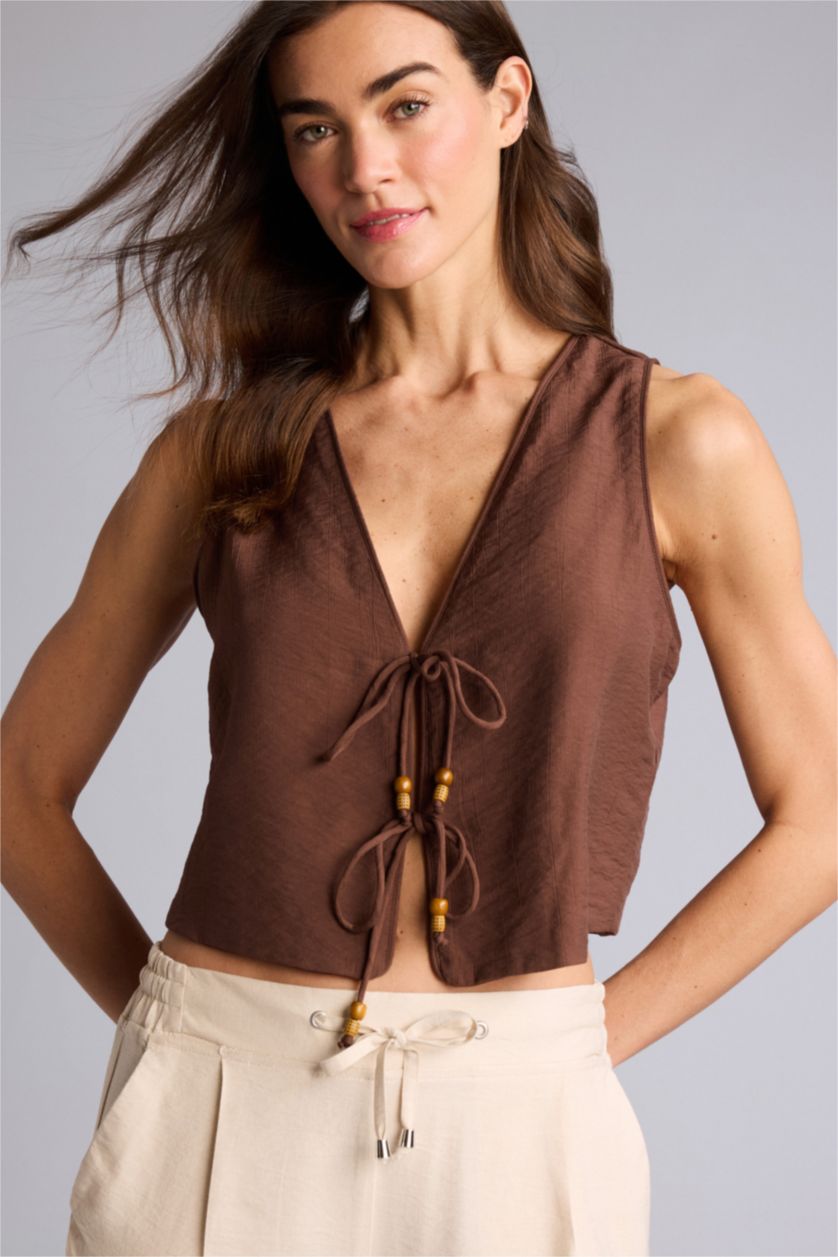 Әйелдерге Қоңыр Cropped Fit V жағалы кринкл мата жеңсіз блузка