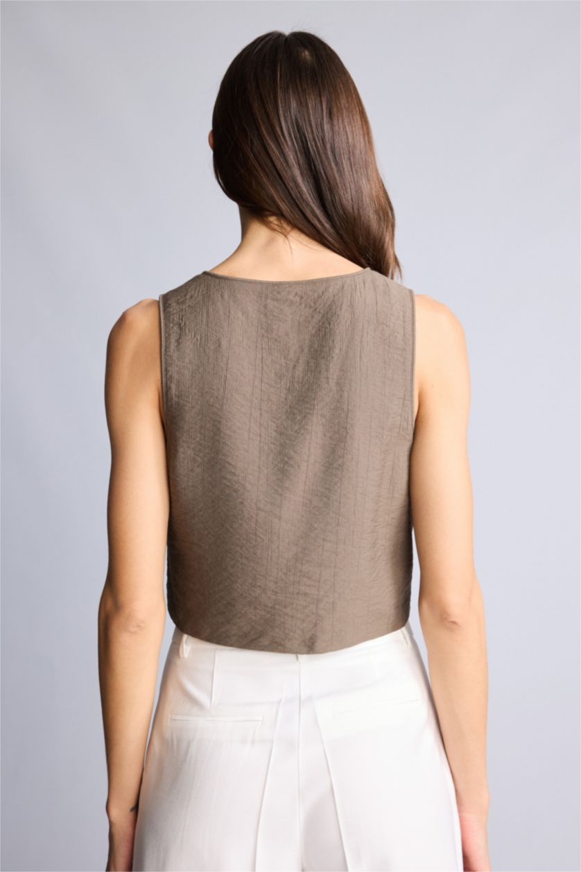 Әйелдерге Сұр Cropped Fit V жағалы кринкл мата жеңсіз блузка