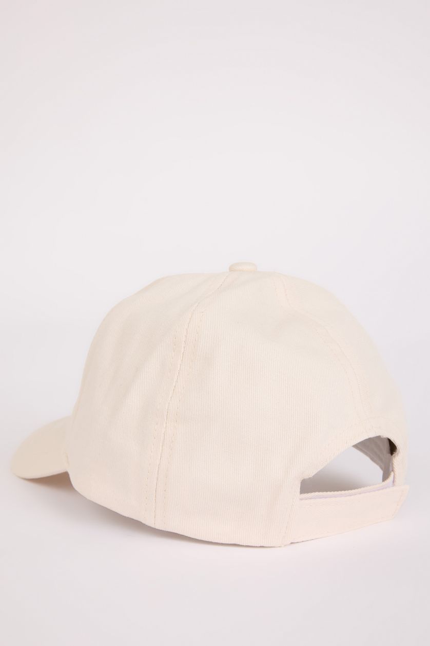 Kız Çocuk - Genç Kız Bej Kız Çocuk Nakışlı Pamuklu Cap Şapka
