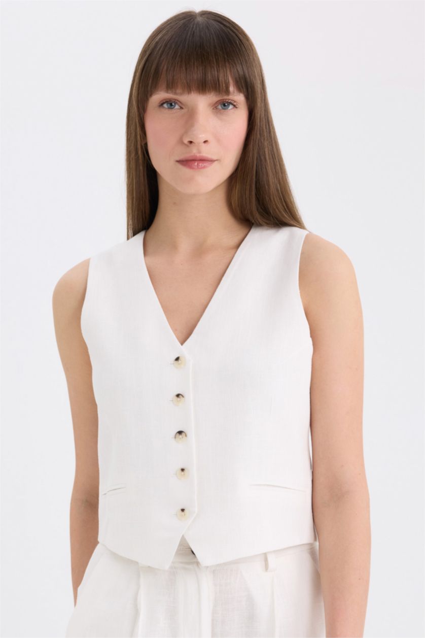 Woman White V Neck Linen Blend Vest
