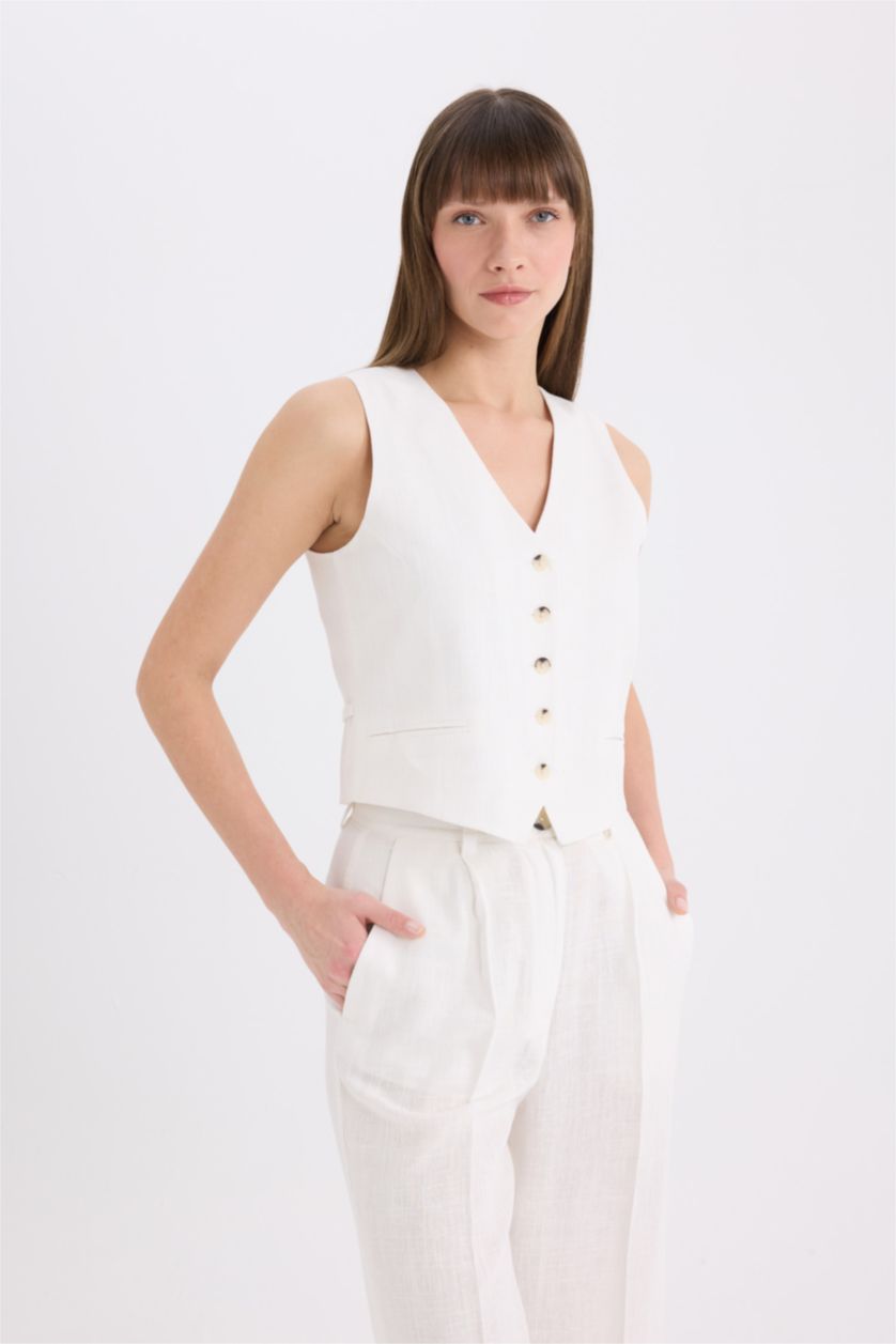 Woman White V Neck Linen Blend Vest