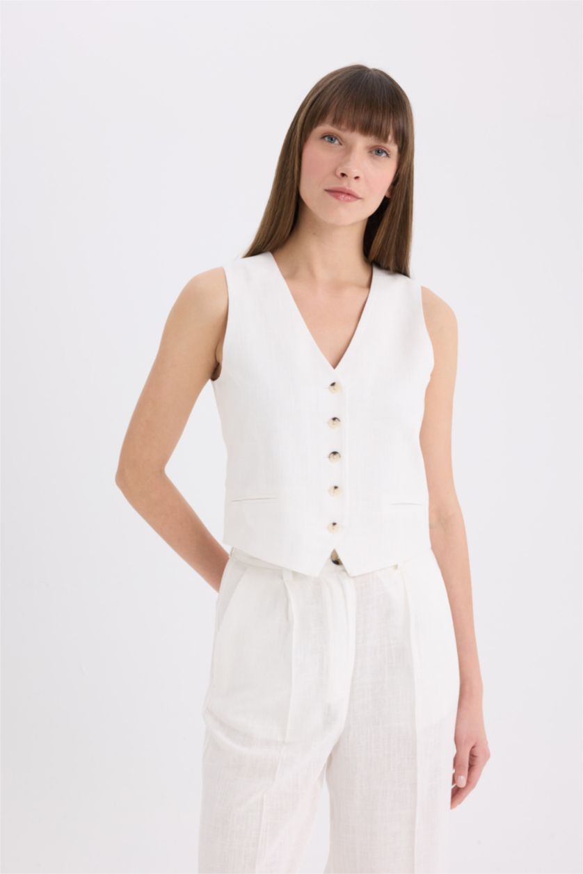 Woman White V Neck Linen Blend Vest