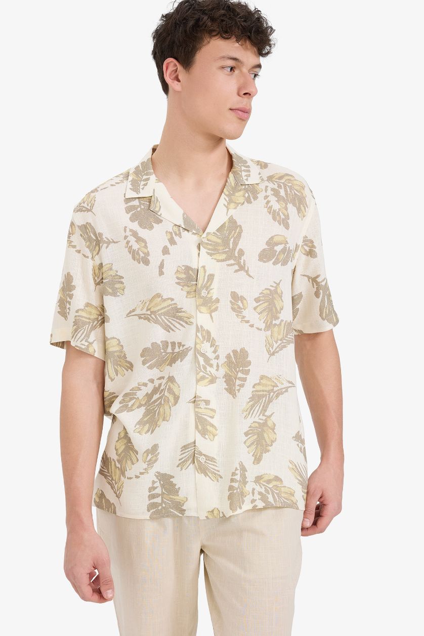 Erkek Ekru Regular Fit Polo Yaka Desenli Yazlık Kısa Kollu Gömlek