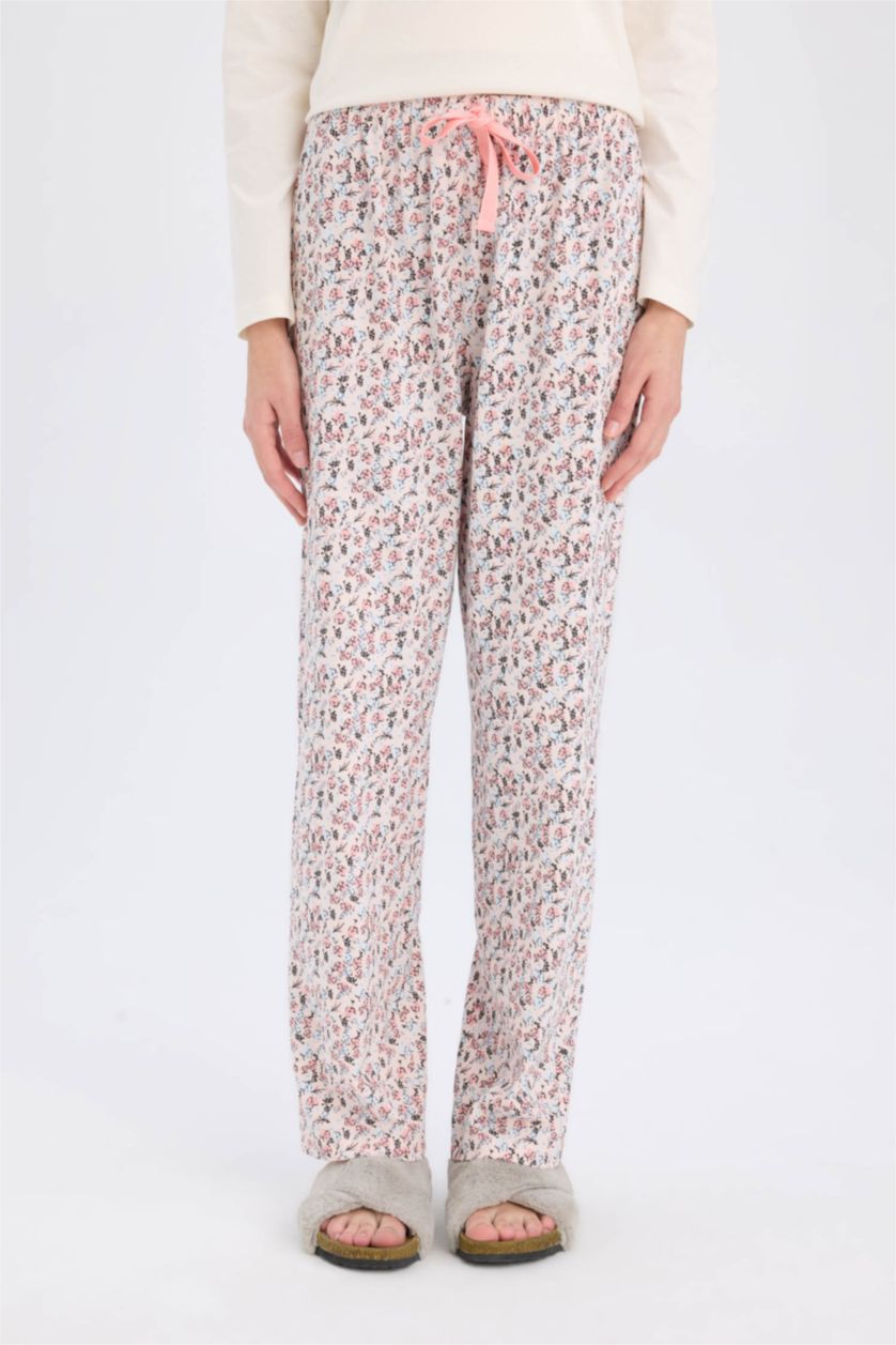 حريمي زهري فاتح طقم بيجاما محبوك قصة عادية كم طويل - قطعتين